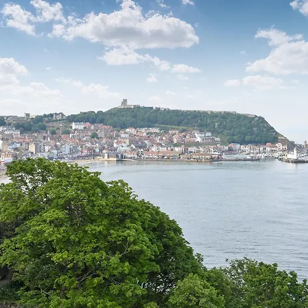 Church View スカーバラ